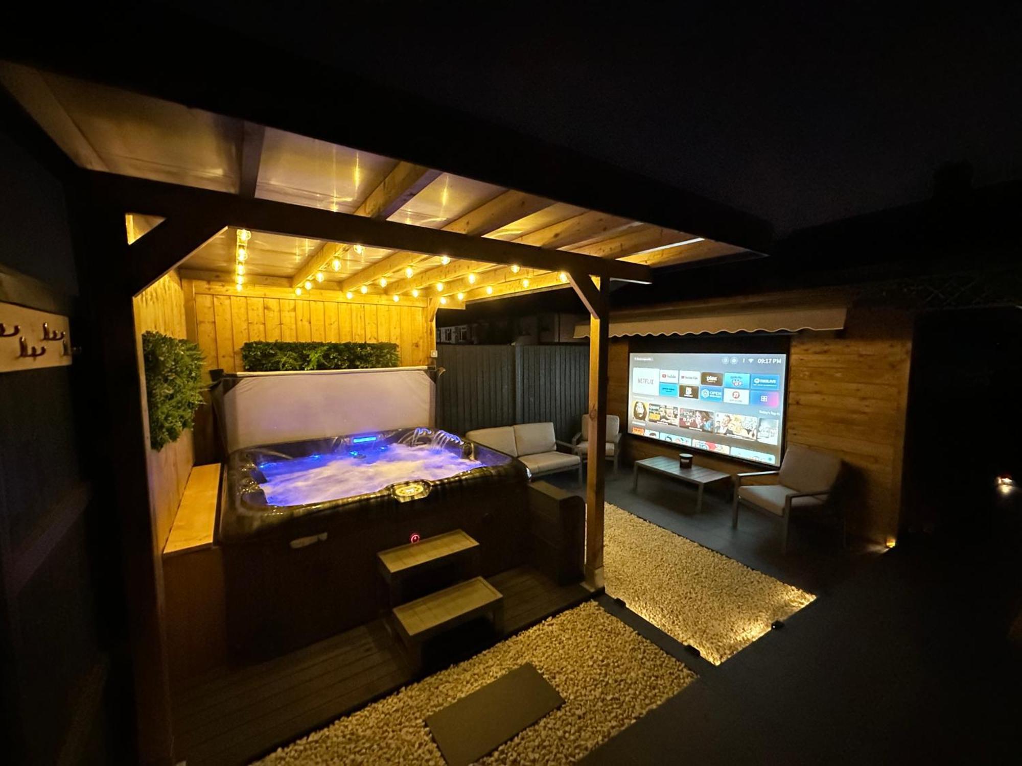 Wild & Free Hot Tub Retreat Apartamento Dartford Exterior foto